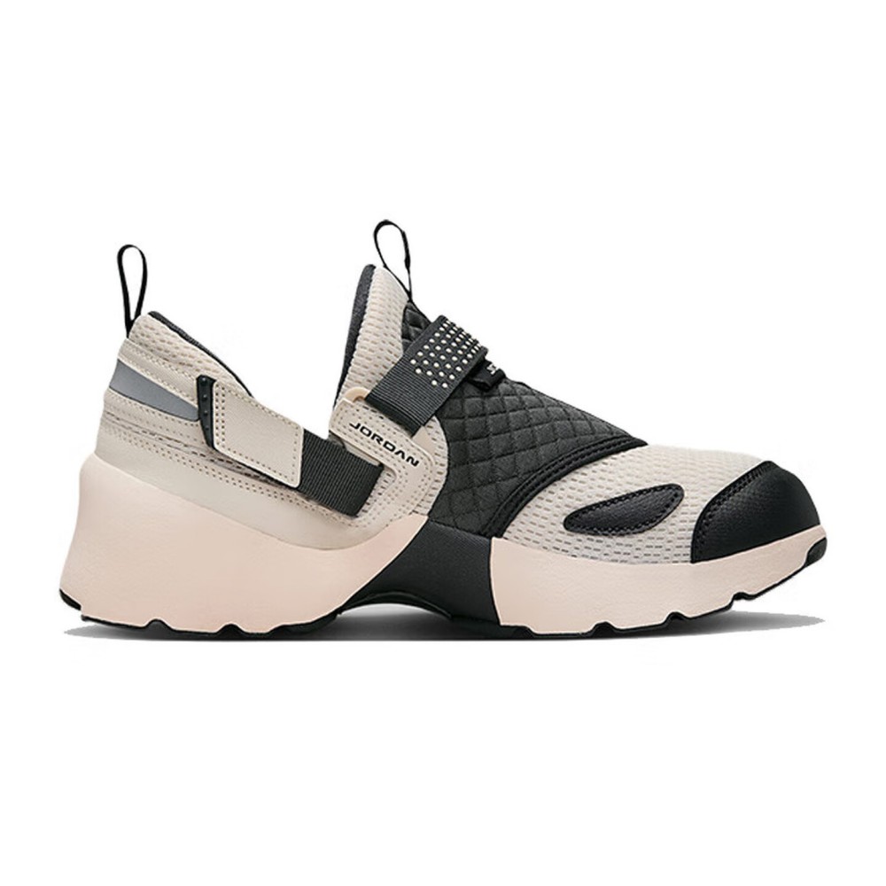 Nike TRUNNER LX: Stilvolle, vi – Women Shoes Running Nike Bewertung und Preis