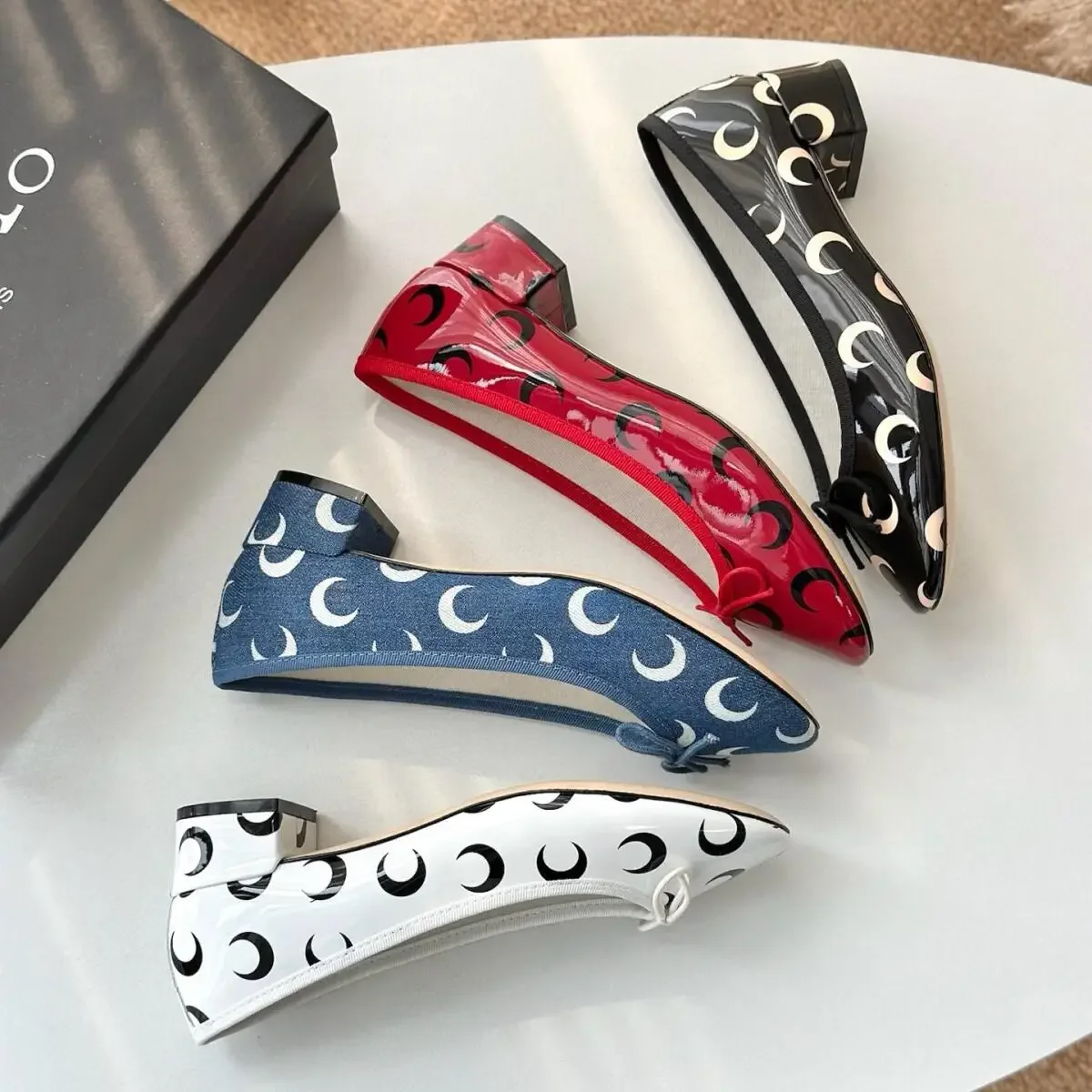 Ballerinas mit Mondmuster und  – Ballet Flat Women Bewertung und Preis
