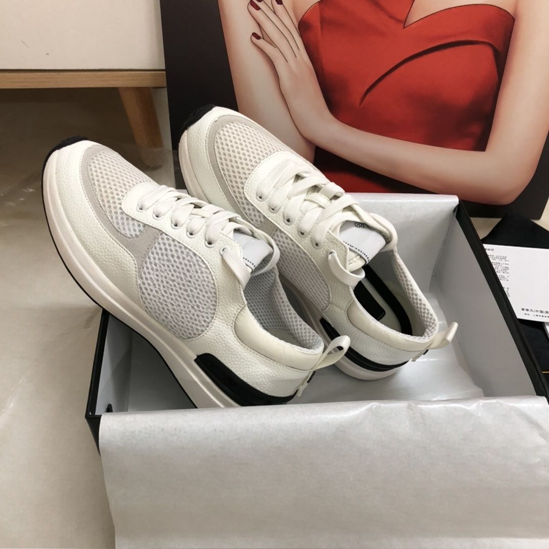 Schlichte, schwarze Freizeitsc – Women Shoes Logo Bewertung und Preis