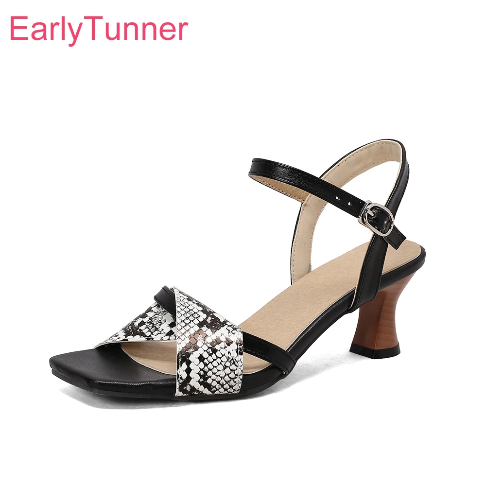 Sommermode Schwarze Damen Slin – Wide Fit Heels Bewertung und Preis